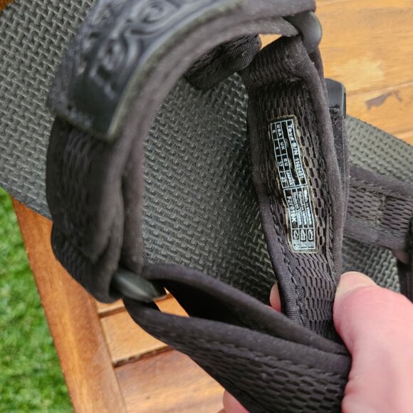 Teva Flatform Universal Sandal - Black - Picture 6 of 6